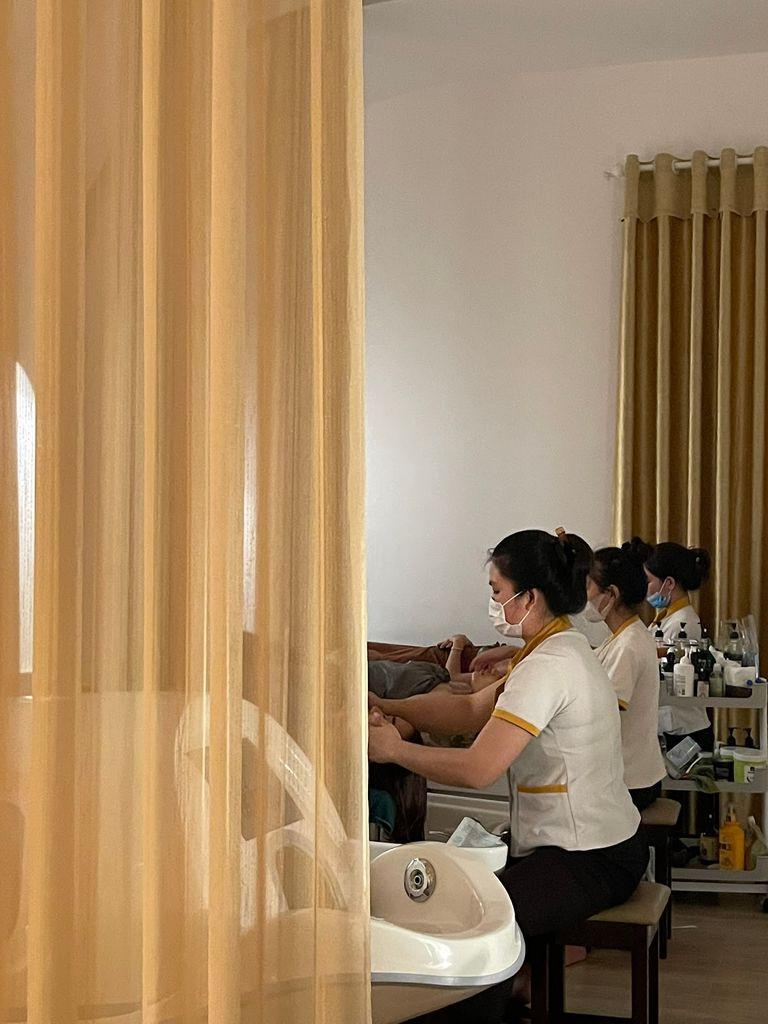 Đánh giá chi tiết 4 spa trị mụn hàng đầu Châu Đốc: Dịch vụ chuẩn y khoa, giá cả phải chăng