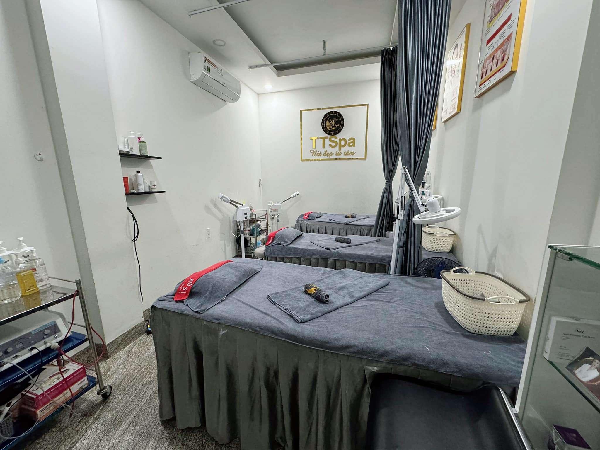 Top 5 địa chỉ spa chà gót chân chất lượng nhất Quận 4 – Giúp đôi bàn chân thêm mềm mại và thư giãn trọn vẹn