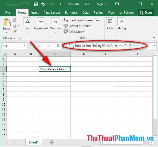 Hướng dẫn cách để văn bản tự động xuống dòng trong Excel khi chiều rộng của cột không đủ chứa toàn bộ nội dung.