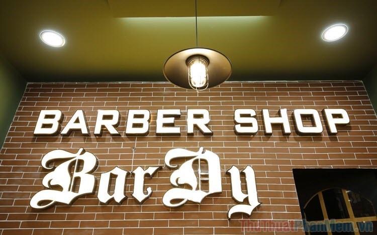 Những thiết kế bảng hiệu barber shop ấn tượng và thu hút nhất