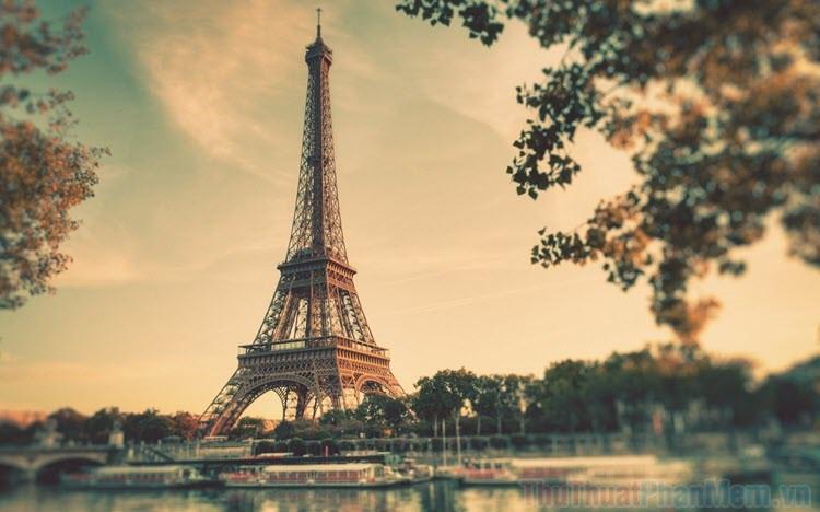 Nền hình tháp Eiffel tuyệt đẹp