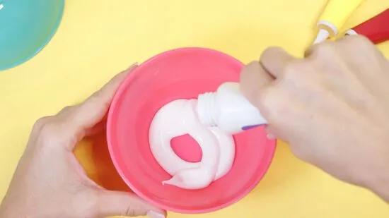 Cách làm slime mịn dẻo không cần borax đơn giản và an toàn