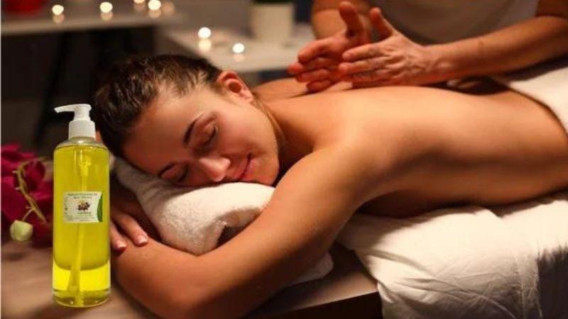 Khám phá 8 lợi ích tuyệt vời từ việc massage sau sinh và những điều cần chú ý để đạt được hiệu quả tốt nhất cho sức khỏe của mẹ.