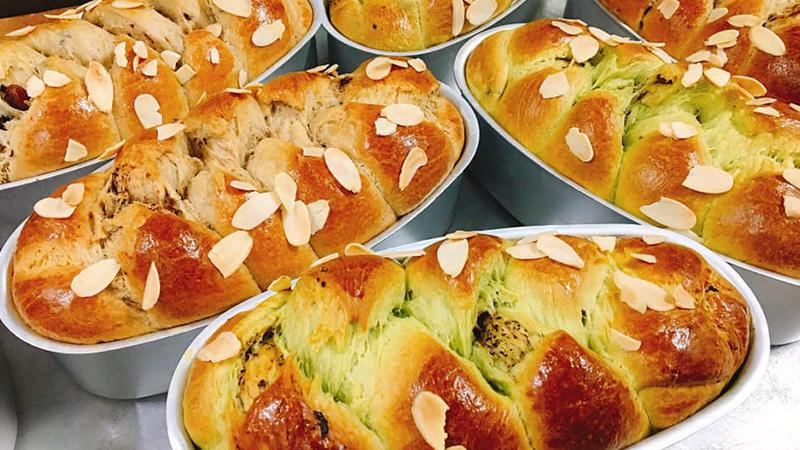 Bánh mì hoa cúc chứa bao nhiêu calo? Ăn quá nhiều có thể gây tăng cân không?