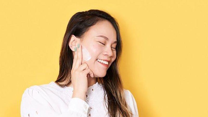 Khám phá 10 loại kem chống nắng kiềm dầu hiệu quả, được ưa chuộng hàng đầu