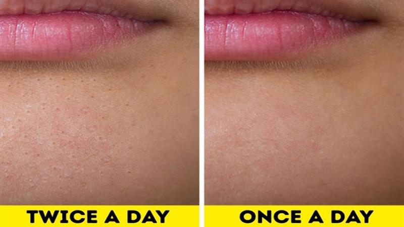 Bạn đã bao giờ tự hỏi điều gì sẽ xảy ra nếu chỉ rửa mặt một lần mỗi ngày?