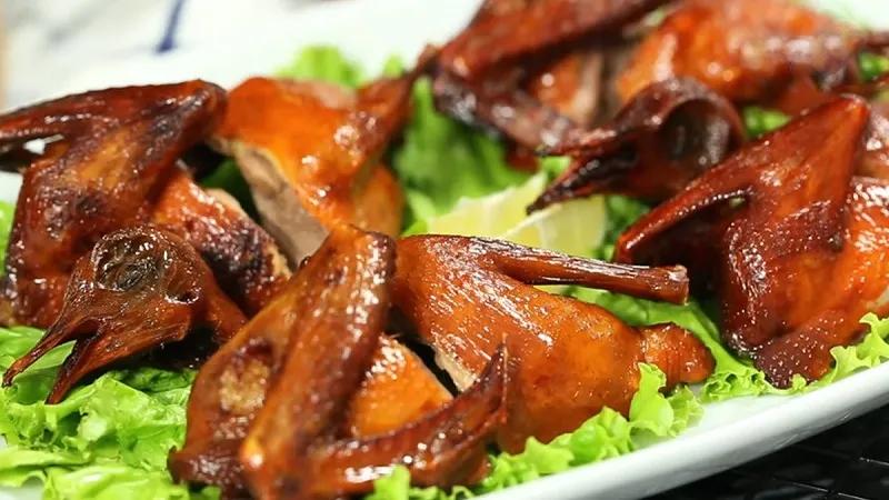 Khám phá cách chế biến chim cút roti ngũ vị hương thơm ngon, dễ làm tại nhà, khiến mọi thực khách phải trầm trồ.