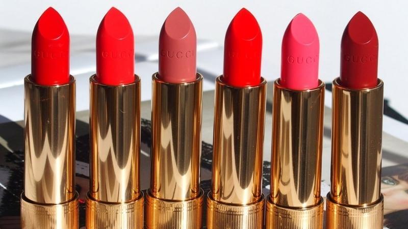 Khám phá bảng màu son Gucci hoàn chỉnh và được cập nhật liên tục trong năm 2022, mang đến những lựa chọn không thể bỏ qua cho mọi tín đồ làm đẹp.