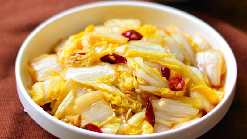 Hướng dẫn làm cải thảo xào trứng đơn giản mà ngon miệng, mang đến bữa cơm ấm áp cho gia đình