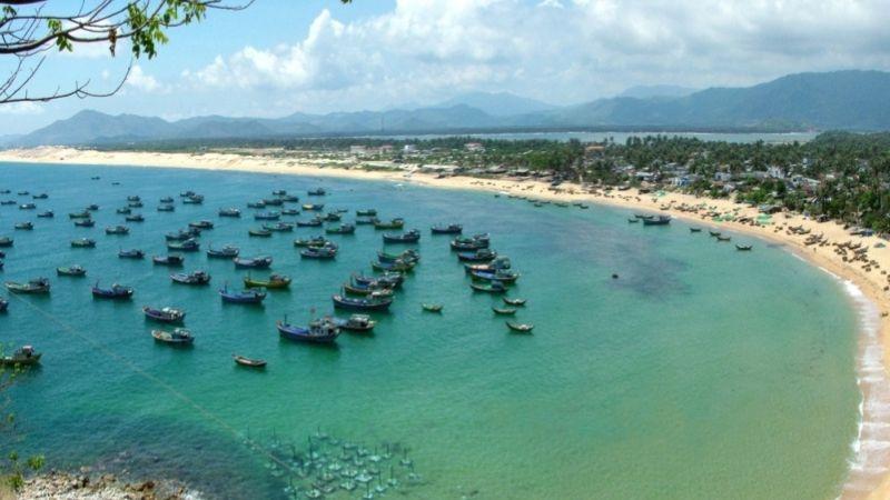 Khám phá những địa điểm du lịch nổi bật và hấp dẫn tại Tuy An, Phú Yên, nơi mỗi cảnh vật đều mang đến những trải nghiệm tuyệt vời.