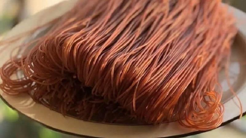 Mì gạo lứt 100g chứa bao nhiêu calo? Ăn mì gạo lứt có thể gây tăng cân hay không?