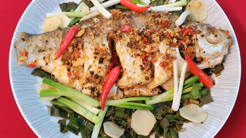 Khám phá cách chế biến món cá mè hấp bia thơm ngon, ngọt thịt đơn giản tại nhà với công thức dễ dàng thực hiện.