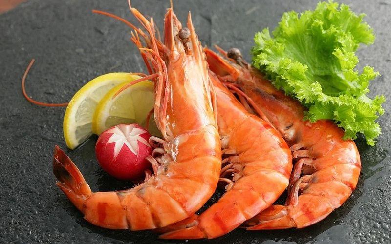 Bà bầu có nên ăn tôm? Những điều cần lưu ý khi thêm tôm vào chế độ dinh dưỡng của mẹ bầu.