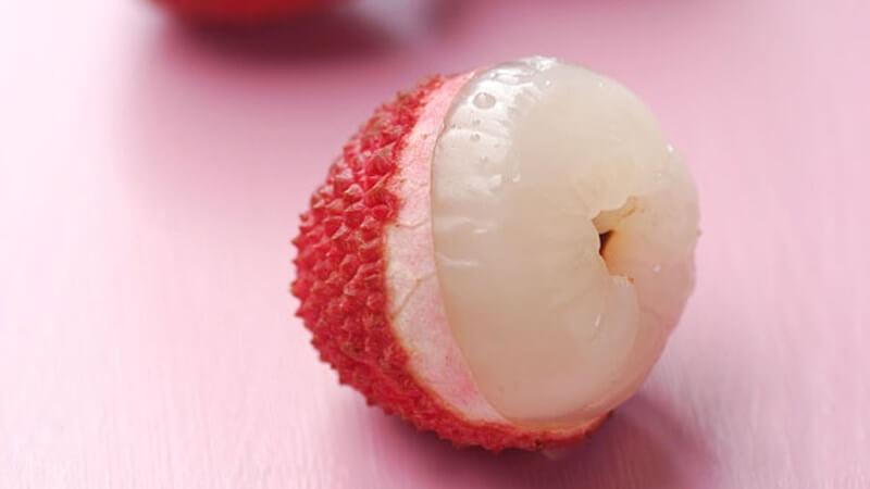 Với những mẹo nhỏ này, bạn có thể tận hưởng trái vải mà không lo nóng trong người, giữ cho sức khỏe luôn cân bằng.