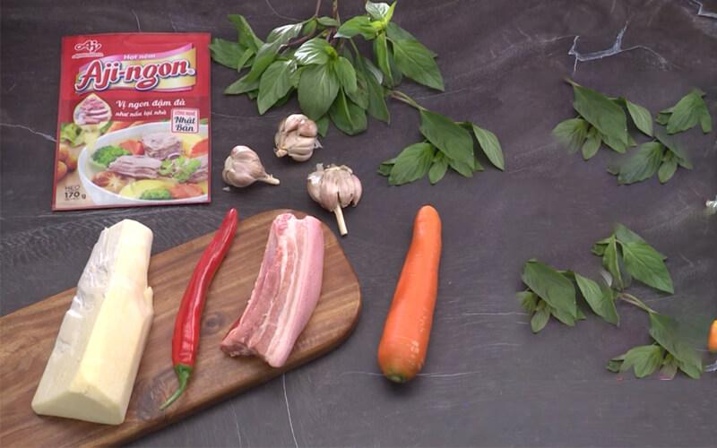 Khám phá cách chế biến món củ hũ dừa xào ba chỉ đậm đà, dễ làm mà vô cùng hấp dẫn, mang hương vị miền Nam dân dã.