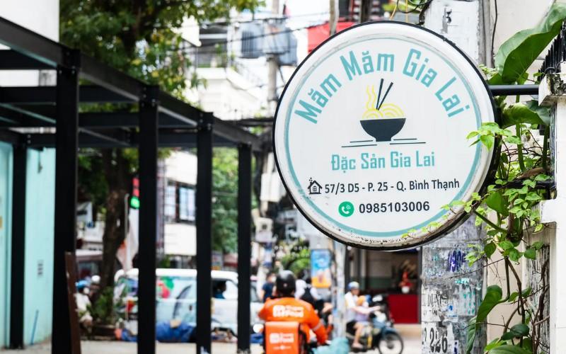 Khám phá hẻm Bình Thạnh và thưởng thức món bún cua thối Gia Lai với hương vị chuẩn, đậm đà đến từng sợi.