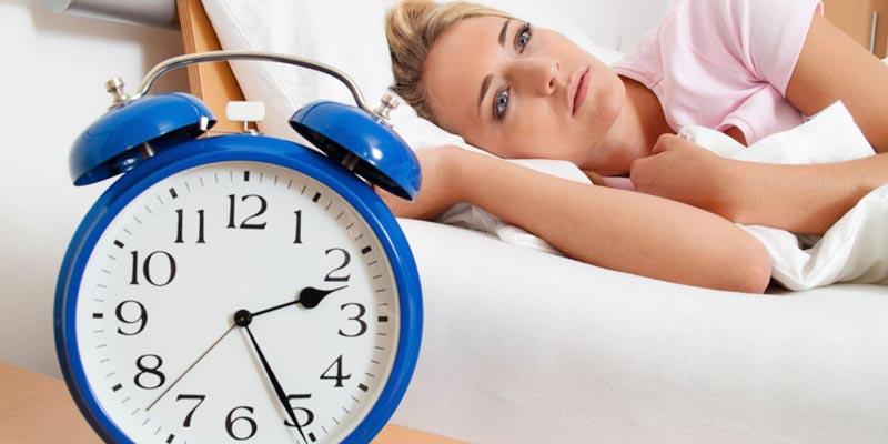 Lời khuyên từ chuyên gia dinh dưỡng: Không nên uống sữa khi bụng đói