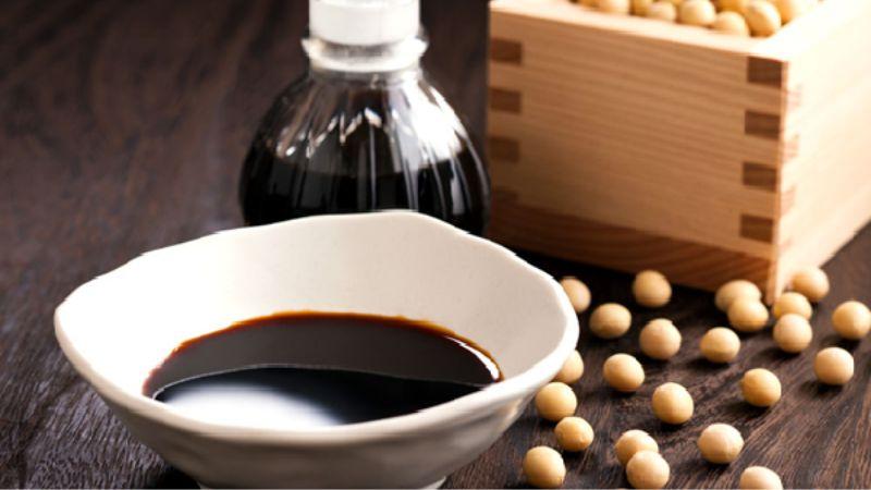 Nước tương và dầu hào có phải là một? Sử dụng chúng như thế nào cho đúng?