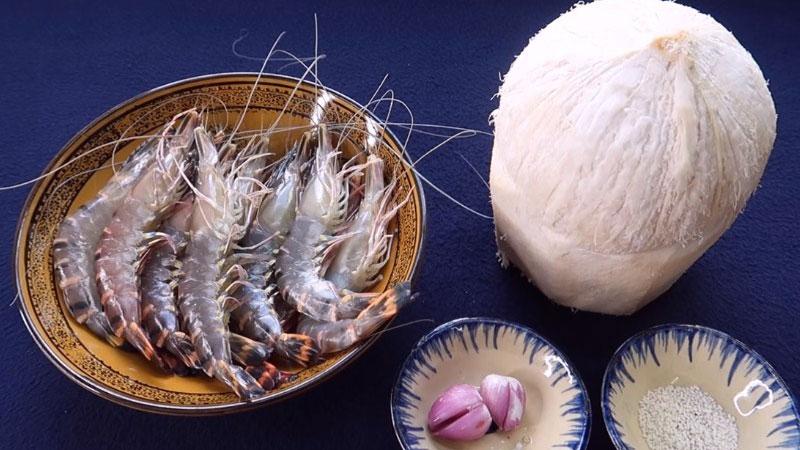Tôm luộc chỉ đơn giản là quá quen thuộc, nhưng tôm luộc nước dừa lại mang đến một trải nghiệm mới lạ, hấp dẫn với hương vị độc đáo.