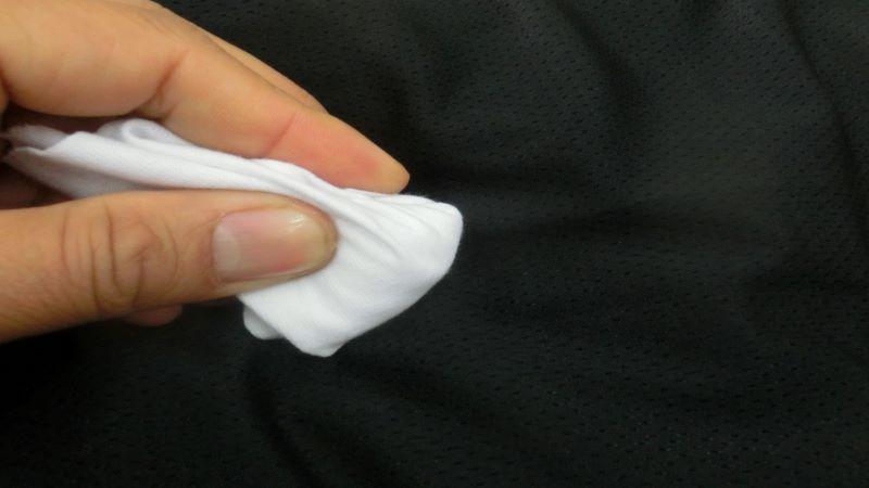 Quần áo bị lem màu? Đây là những bí quyết giúp bạn bảo vệ màu sắc trang phục