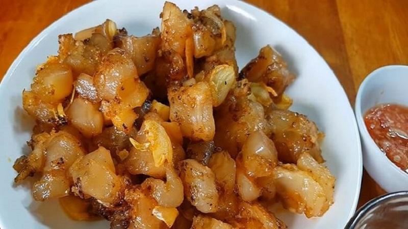 Hướng dẫn làm gân bò cháy tỏi thơm ngon đậm đà cho bữa cơm thêm hấp dẫn