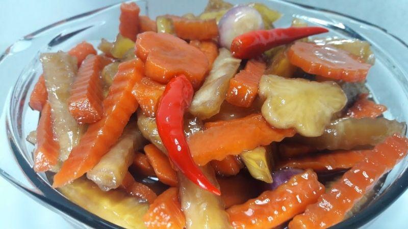 Khám phá cách chế biến dưa món đu đủ chay giòn ngon, đúng chuẩn miền Trung, với hương vị thanh mát đặc trưng của ngày Tết. Món ăn này sẽ mang đến cho bạn một trải nghiệm đầy thú vị và mới lạ.