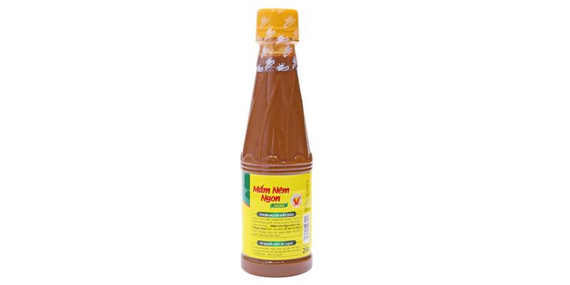 Khám phá bí quyết lựa chọn, bảo quản và sử dụng mắm nêm đúng cách để tận hưởng hương vị tuyệt vời và bảo vệ sức khỏe cho gia đình bạn.