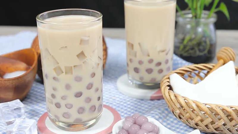 Hướng dẫn làm trà sữa trân châu thạch dừa thơm ngon, độc đáo để bạn thưởng thức vào những ngày hè oi ả