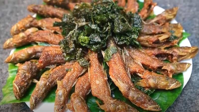 Hướng dẫn làm cá bống chiên lá lốt giòn tan, thơm lừng và đơn giản cho bữa cơm gia đình thêm phần hấp dẫn.