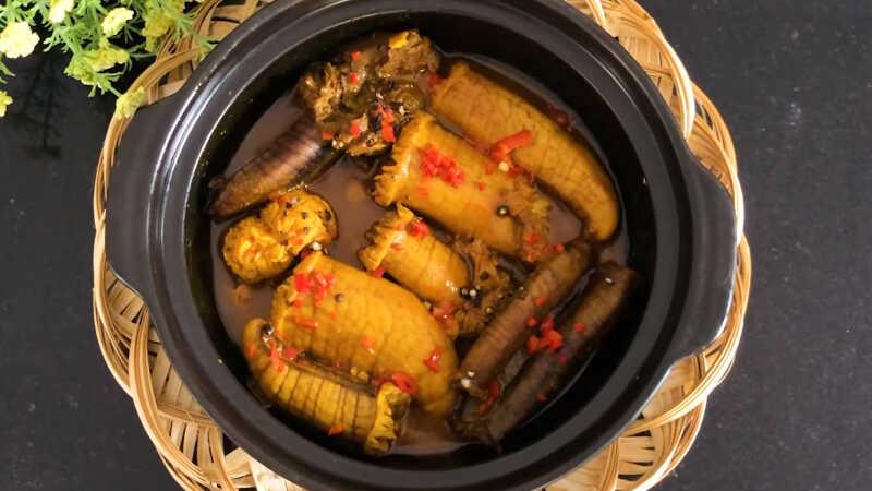 Khám phá cách chế biến món trứng cá thu kho nghệ đầy hương vị, không chỉ ngon miệng mà còn cung cấp nhiều dưỡng chất thiết yếu cho cả gia đình.