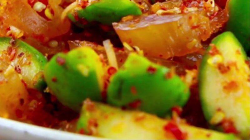 Hướng dẫn làm gân bò sốt Thái hấp dẫn, thơm ngon khiến cả gia đình mê mẩn