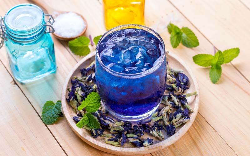 Khám phá cách làm khô hoa và pha trà hoa đậu biếc không chỉ ngon mà còn mang lại những lợi ích tuyệt vời cho sức khỏe của bạn.
