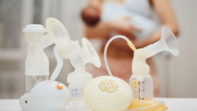 Hướng dẫn vệ sinh máy hút sữa đơn giản, nhanh chóng ngay tại nhà để bảo vệ sức khỏe của mẹ và bé.