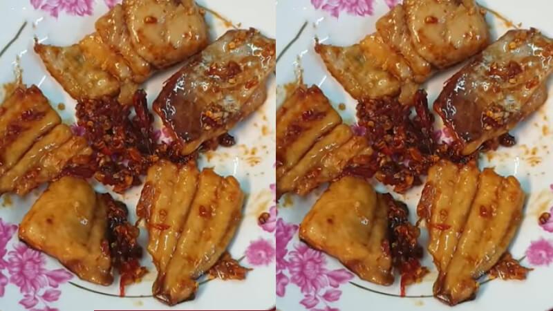 Khô cá tra chiên giấm đường, với hương vị chua cay đậm đà, sẽ là món ăn tuyệt vời khiến bạn khó lòng quên được. Hãy thử ngay cách làm món ăn này để thưởng thức sự kết hợp hoàn hảo của gia vị và nguyên liệu tự nhiên.