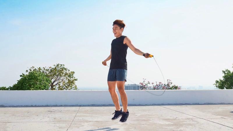 Khám phá 6 bài tập giúp giảm mỡ bụng hiệu quả cho nam mà không cần dụng cụ hỗ trợ.