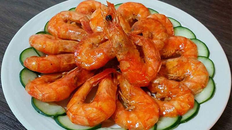 Hướng dẫn chế biến tôm rim mặn ngọt, một món ăn cực kỳ ngon miệng, khiến bữa cơm thêm phần hấp dẫn.