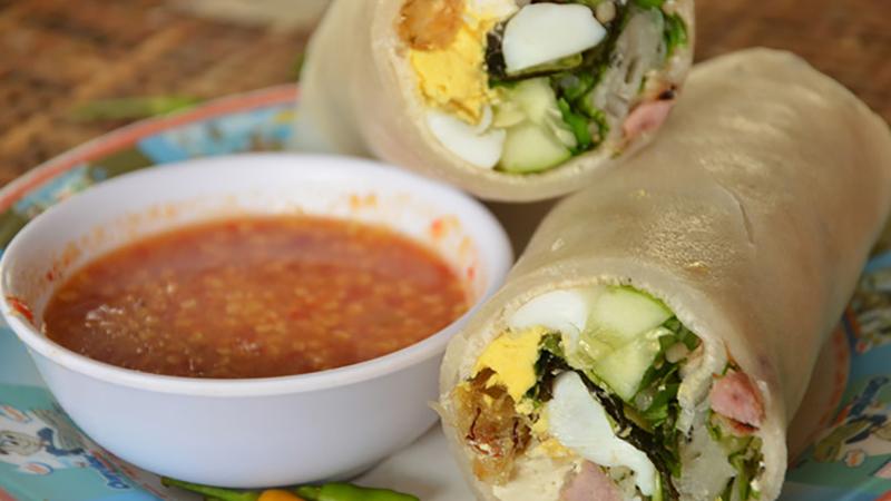 Khám phá cách chế biến bánh cuốn Tây Sơn, món ăn giản dị nhưng đầy đặc trưng của mảnh đất Bình Định, hứa hẹn sẽ mang đến những trải nghiệm ẩm thực khó quên.