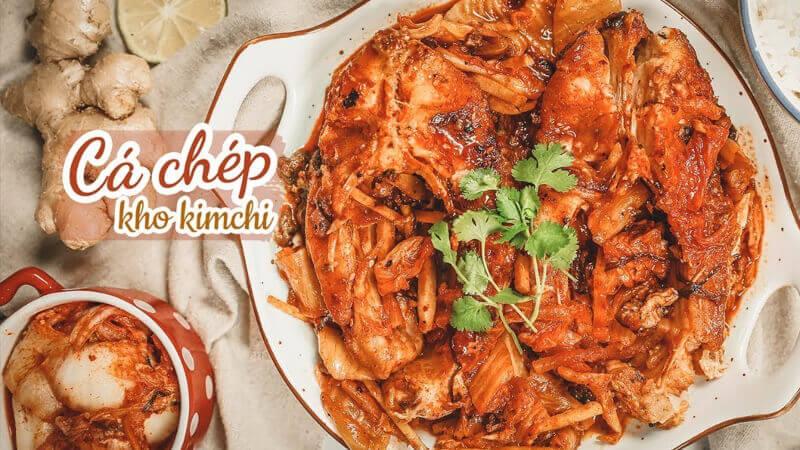 Khám phá ngay công thức làm món cá chép kho kim chi thơm ngon, đơn giản nhưng đầy hấp dẫn cho bữa cơm gia đình.