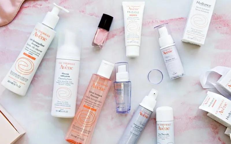 Đánh giá xịt khoáng Avene Thermal Spring Water: Giải pháp kiềm dầu tuyệt vời