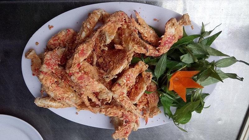 Khám phá 2 công thức chế biến càng ghẹ rang muối và rang me dễ làm nhưng vẫn thơm ngon như tại các nhà hàng sang trọng.