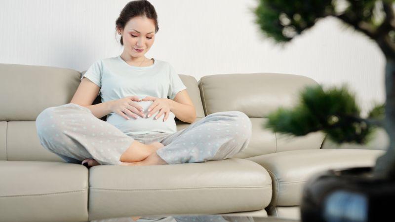 Khám phá những phương pháp giúp kích thích thai nhi đạp, thúc đẩy sự phát triển trí não và tăng khả năng phản xạ của bé, tạo tiền đề cho sự thông minh ngay từ trong bụng mẹ.