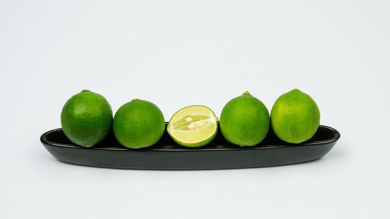Những mẹo hữu ích giúp bạn dễ dàng loại bỏ vết nghệ trên da