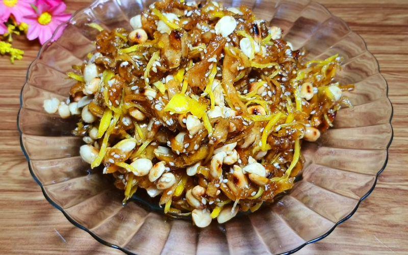 Cách chế biến chuối khô xào gừng, hương vị cay nồng, ngọt ngào đầy quyến rũ.