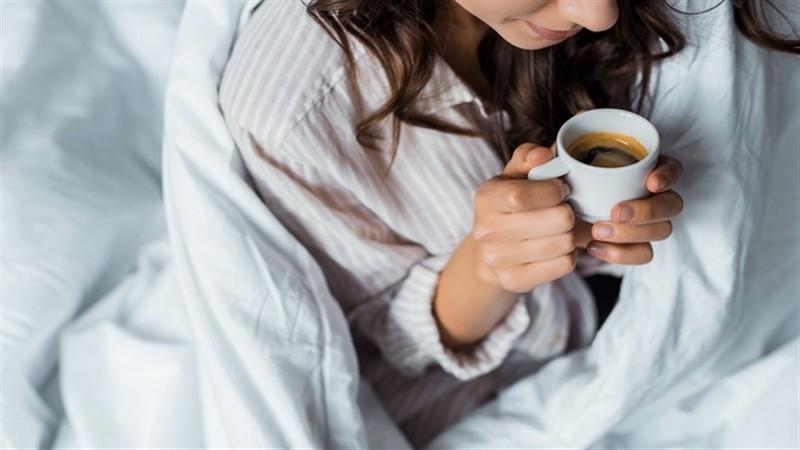 Tại sao đôi môi lại bị thâm? Làm thế nào để khôi phục lại sự rạng rỡ cho đôi môi?