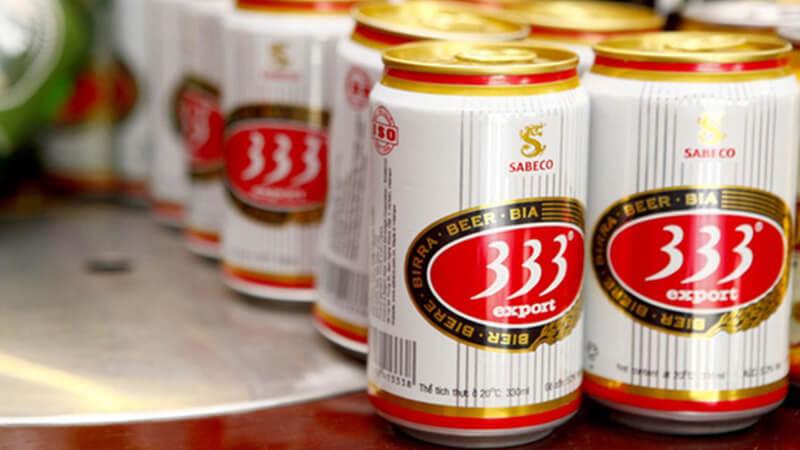 Bia 333, một thương hiệu bia lâu đời, gắn liền với hương vị đặc trưng và sự quen thuộc trong lòng người tiêu dùng Việt Nam. Cùng khám phá những điều thú vị về nồng độ cồn, giá trị của bia 333 và những điều ít ai biết đến về sản phẩm này.