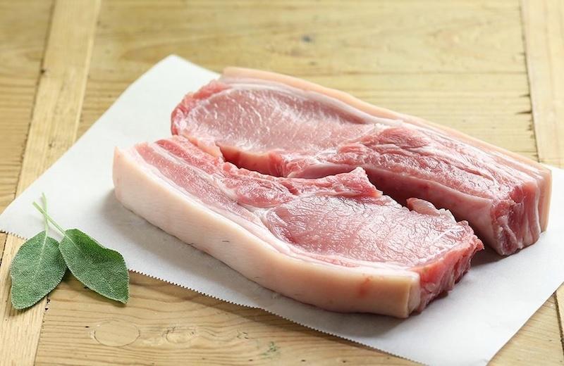 Khám phá nghệ thuật ướp thịt nướng để mang đến những miếng thịt mềm mịn, thơm lừng và đầy hấp dẫn.