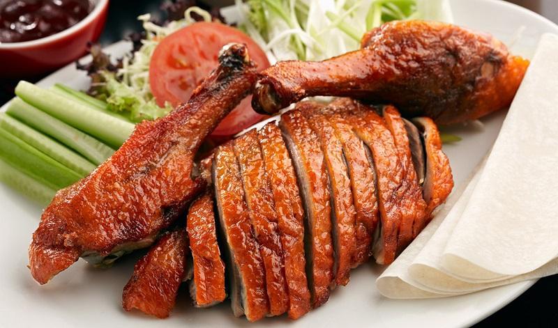 Khám phá công thức vịt nướng sa tế thơm lừng, ngon tuyệt vời, không thể cưỡng lại.