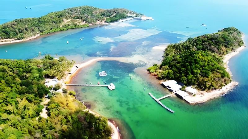 Hãy khám phá Ba Hòn Đầm – một quần đảo hoang sơ ít người biết đến, nằm tĩnh lặng tại Kiên Giang, mang trong mình vẻ đẹp nguyên sơ, thanh bình.