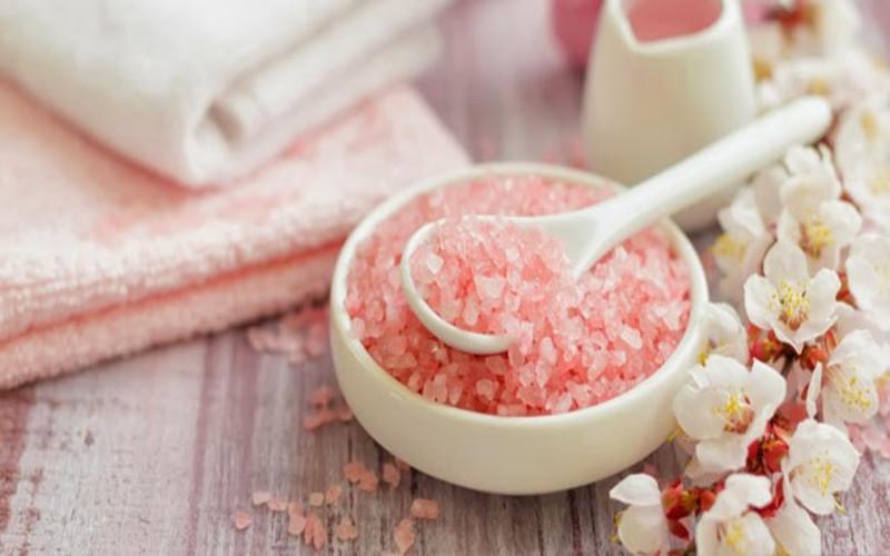 Khám phá công dụng của muối hồng Himalaya trong việc làm đẹp và chăm sóc sức khoẻ