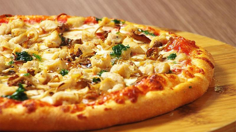 Hướng dẫn làm pizza hải sản giòn rụm, thơm ngon ngay tại nhà
